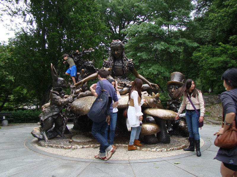 Estátua de Alice no País das Maravilhas, Central Park