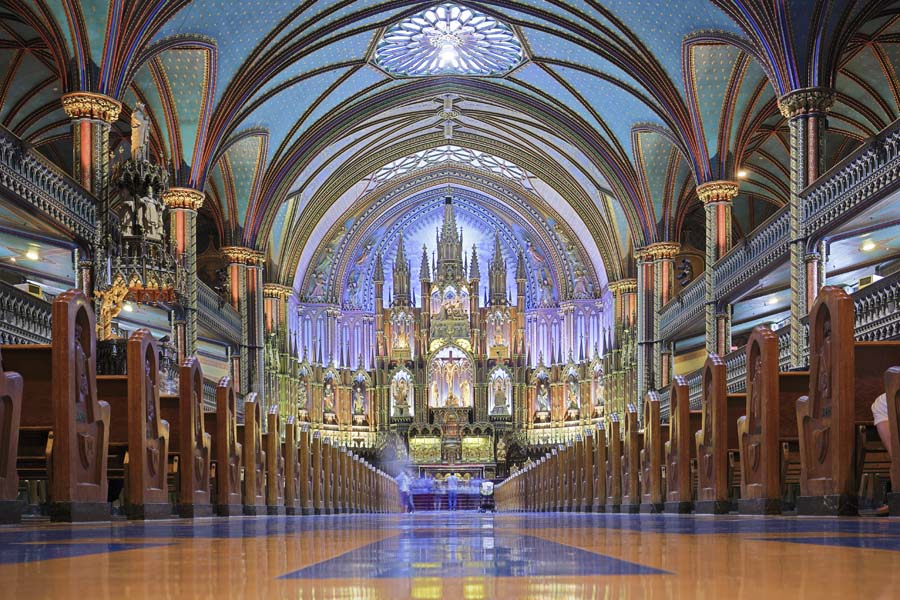 Interior da Basílica de Notre Dame, em Montreal